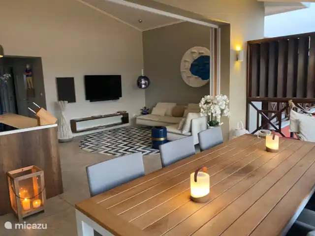 Location de Vacances Curaçao, Banda Ariba (est), Spaanse Water, appartement - Penthouse de luxe Casa Bon Vie Salon depuis la terrasse.