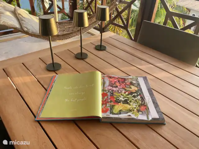 Location de Vacances Curaçao, Banda Ariba (est), Spaanse Water, appartement - Penthouse de luxe Casa Bon Vie Livre de cuisine des Caraïbes
