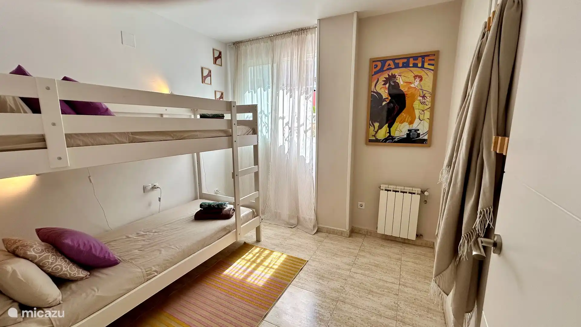 Chambre avec lits superposés