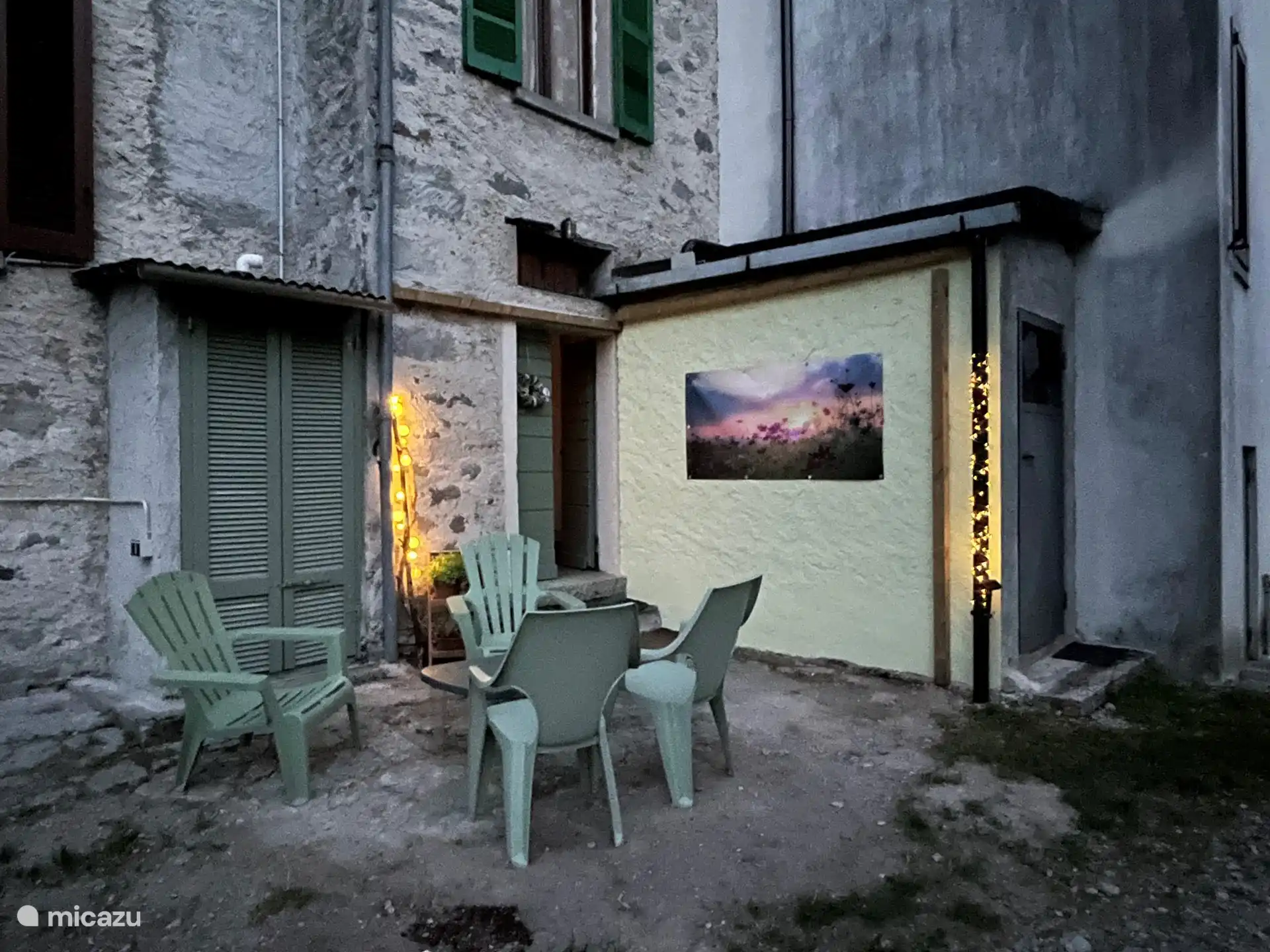 Terraza detrás de la casa