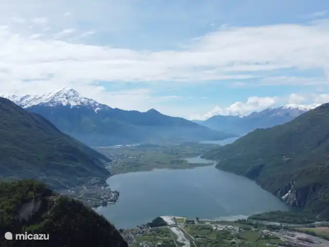Benvenuti al lago en Italia, Lago de Como, Novate Mezzola - apartamento Lago Mezzola con el lago de Como al fondo
