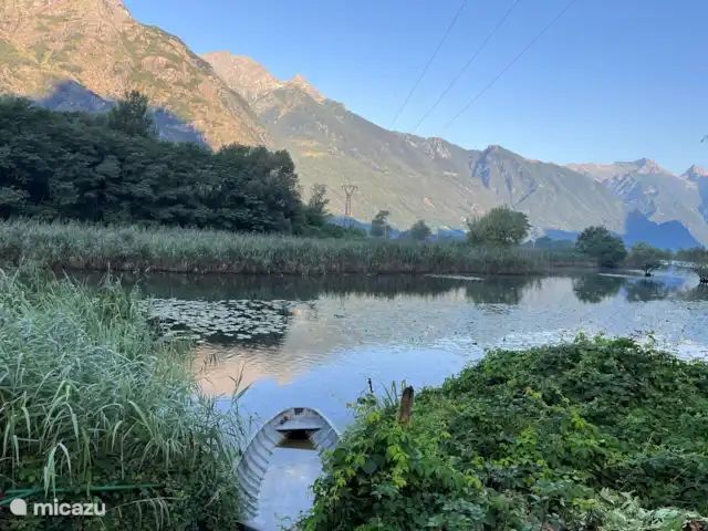 Benvenuti al lago en Italia, Lago de Como, Novate Mezzola - apartamento Vista desde la parte trasera de la casa