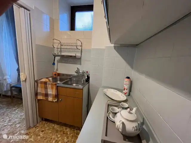 Benvenuti al lago en Italia, Lago de Como, Novate Mezzola - apartamento cocina