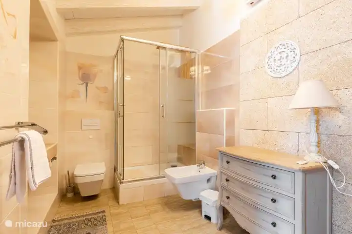 Ciruela Suite Badezimmer