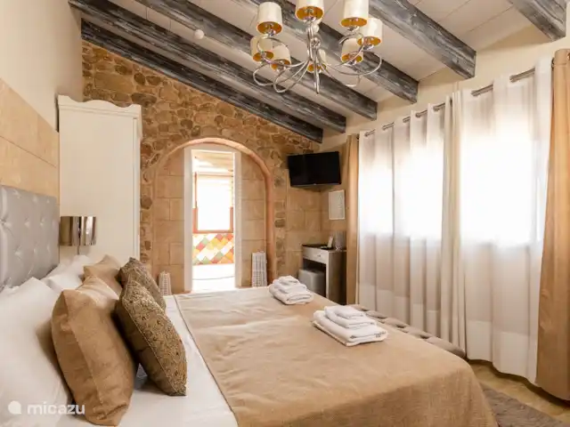 Casa Mistela en España, Costa Blanca, Jalón - casa vacacional Almendra Suite
Habitación para 2 personas | 1 tamaño de cama 180x200 | Ducha de hidromasaje