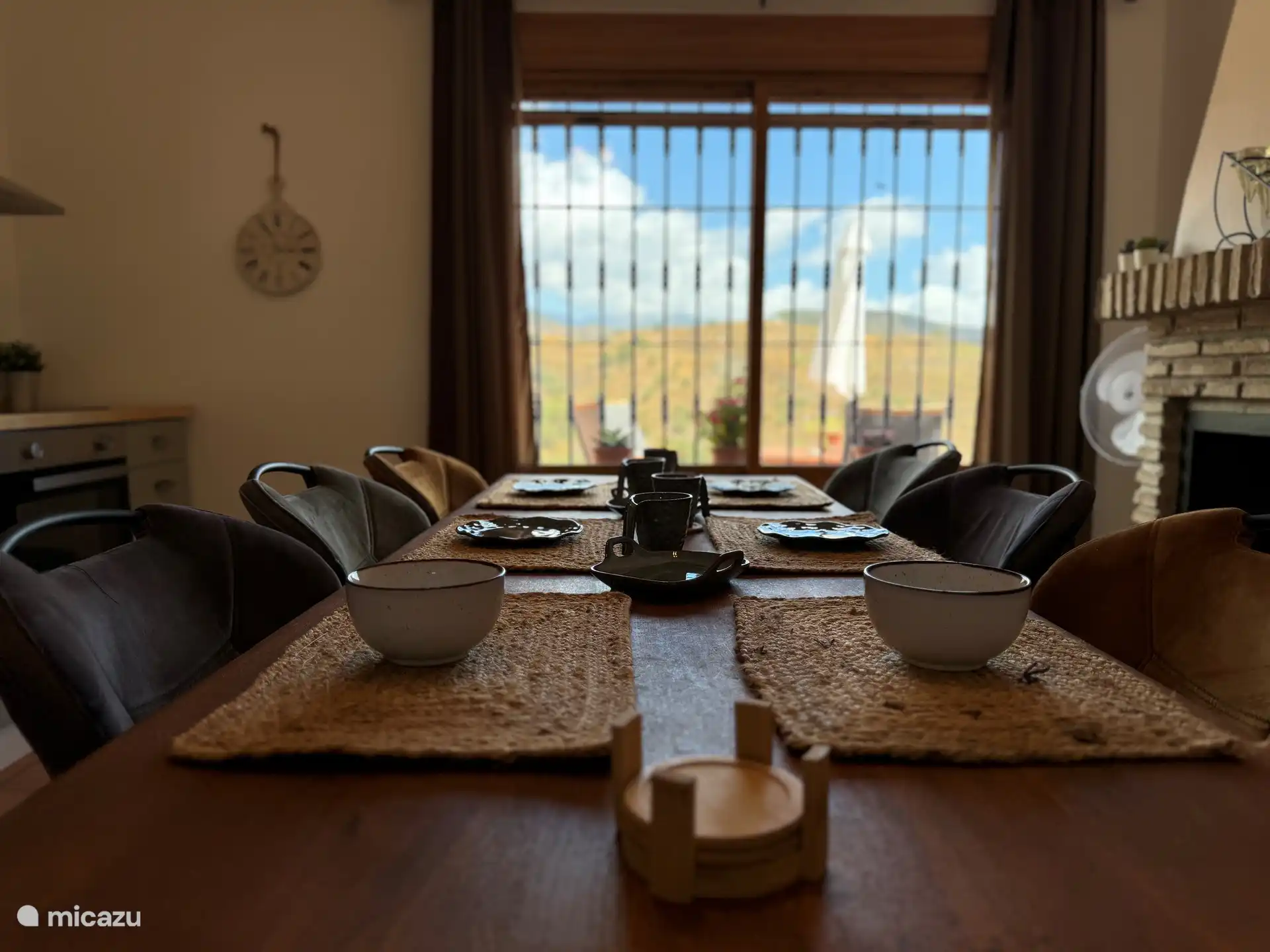 Comfortable dining room