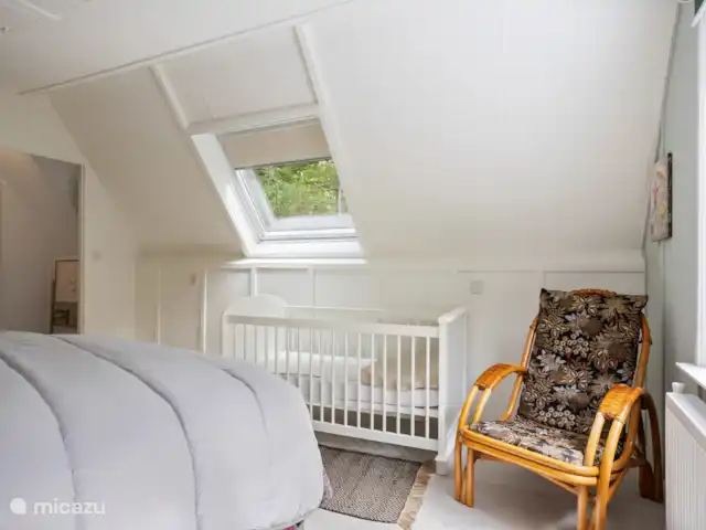 'Het Tegenlicht' un lieu unique | Pays-Bas, Drenthe, Norg - maison de vacances Dans le lit bébé, nous avons, si nécessaire, un matelas à langer.