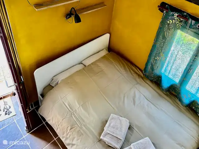 casa pequeña  en Francia, Alta Viena, Château-Chervix – El horno de pan - Tiny house Zona de dormitorio, cama 140X190