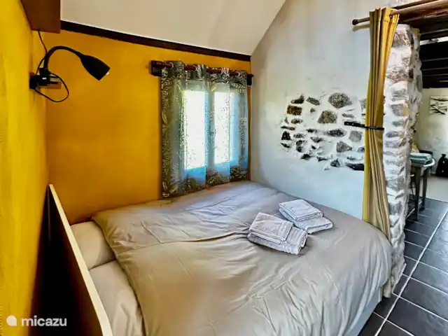 casa pequeña  en Francia, Alta Viena, Château-Chervix – El horno de pan - Tiny house Zona de noche, cama 140x190