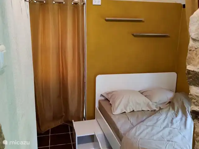 casa pequeña  en Francia, Alta Viena, Château-Chervix – El horno de pan - Tiny house Zona de noche