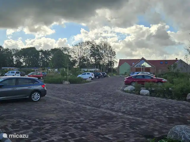 Casa Viva La Vida en Países Bajos, Holanda Meridional, Noordwijkerhout - casa vacacional Amplio espacio de estacionamiento