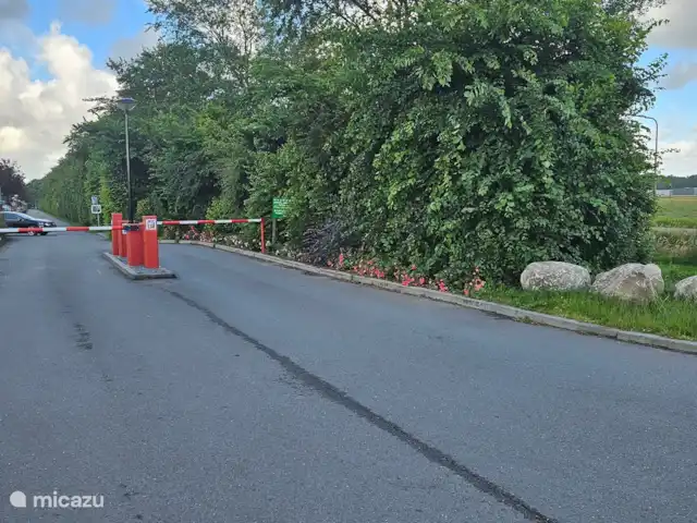 Casa Viva La Vida en Países Bajos, Holanda Meridional, Noordwijkerhout - casa vacacional Acceso al parque y aparcamiento