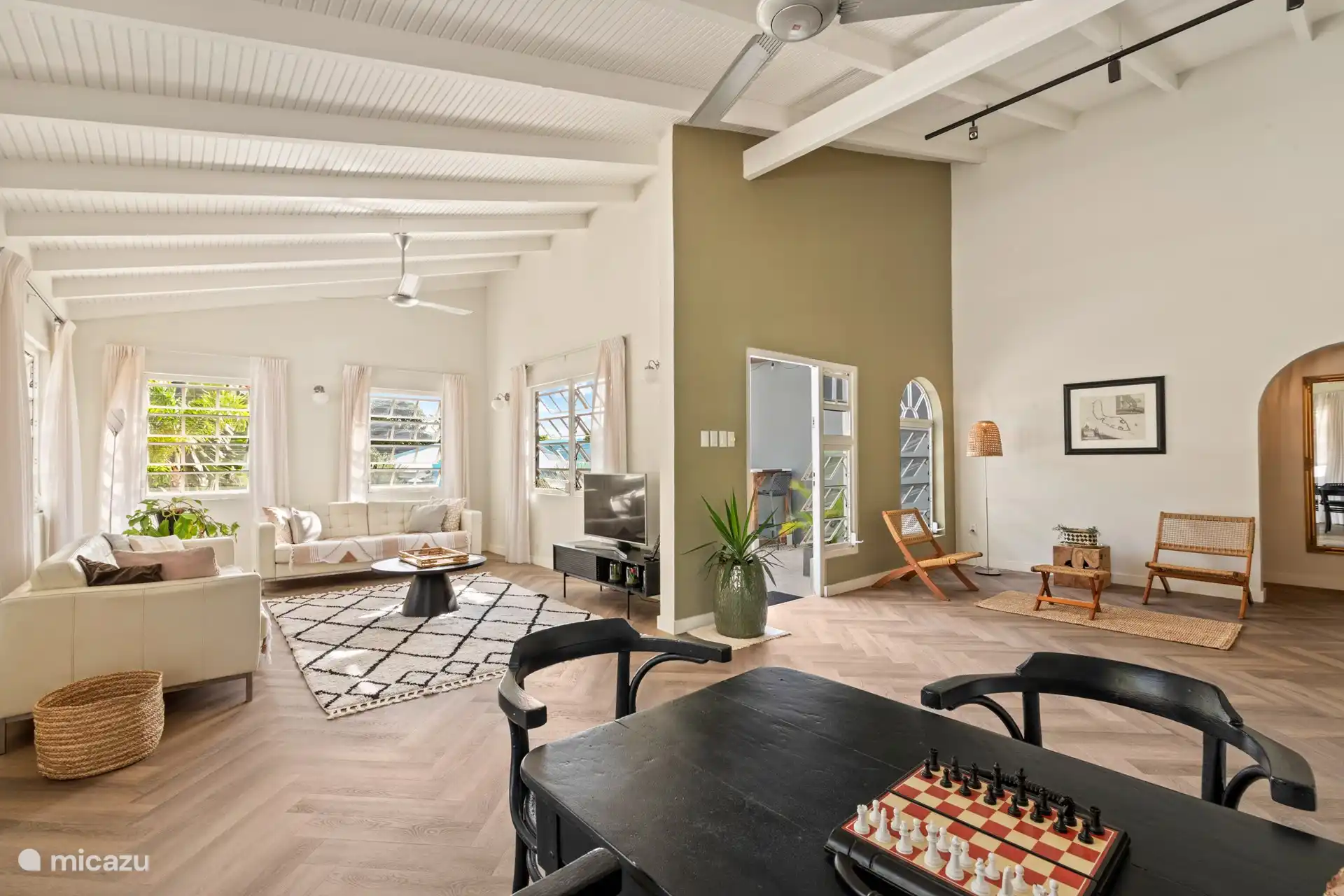 Salon Villa Curaoase