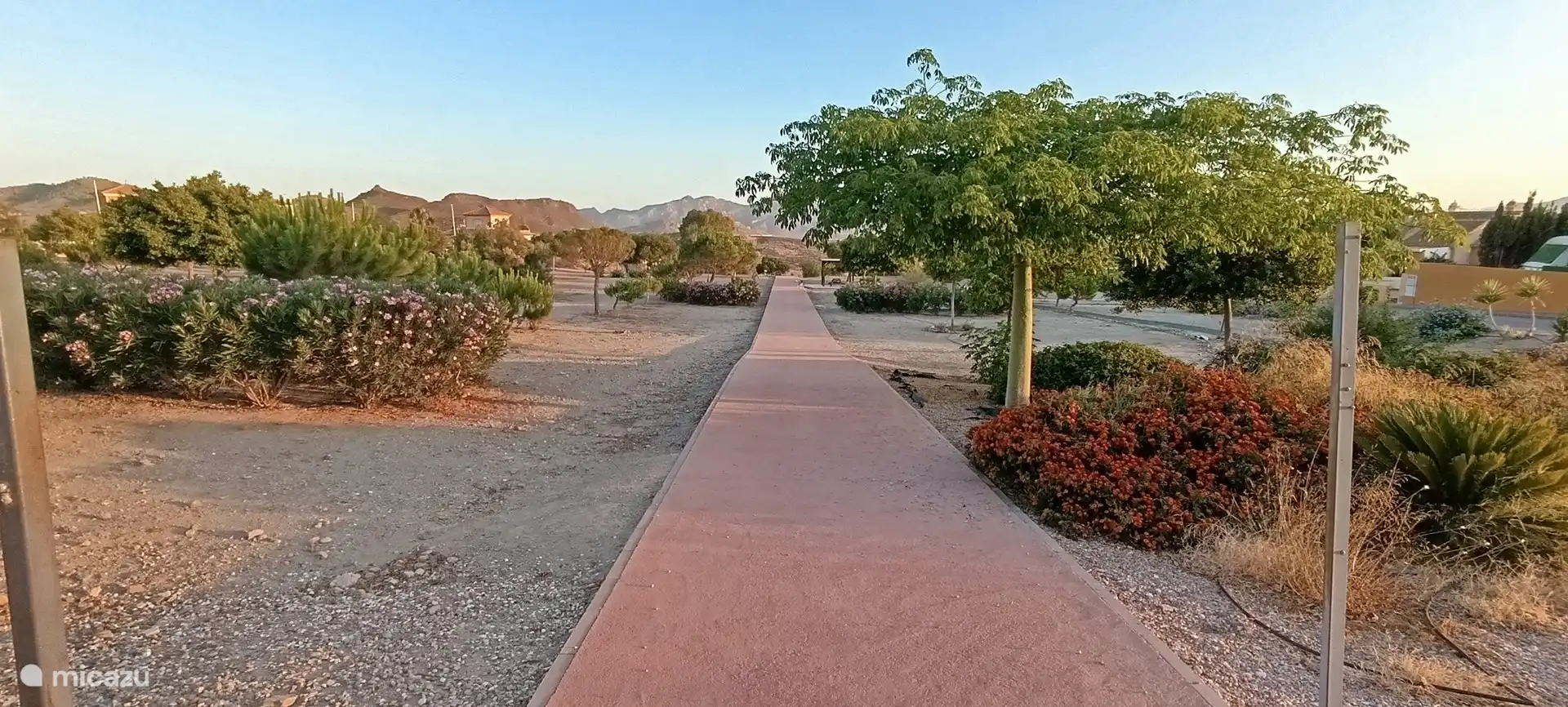Sentiers pédestres sur place