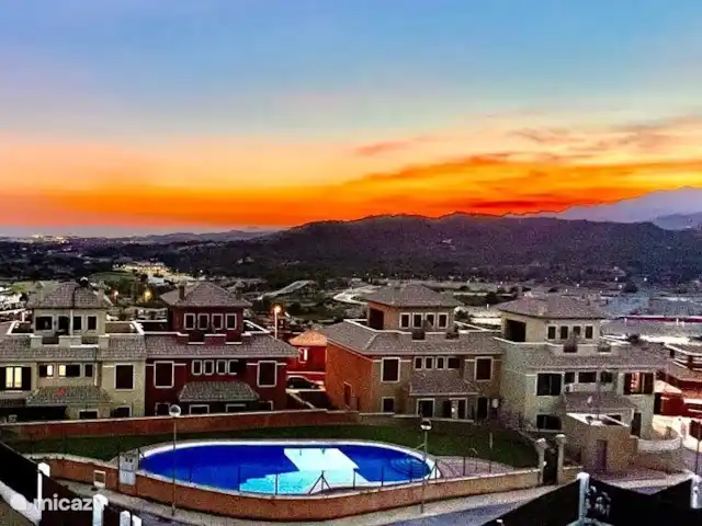 Vakantiehuis Letsspanje huren in Spanje, Costa Blanca, Finestrat - geschakelde woning Zonsondergang in Finestrat