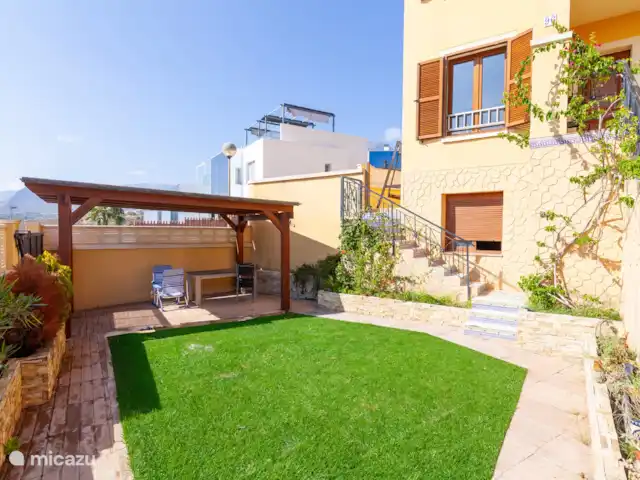 Vakantiehuis Letsspanje huren in Spanje, Costa Blanca, Finestrat - geschakelde woning Binnenplaats met parkeergelegenheid en natuurgras