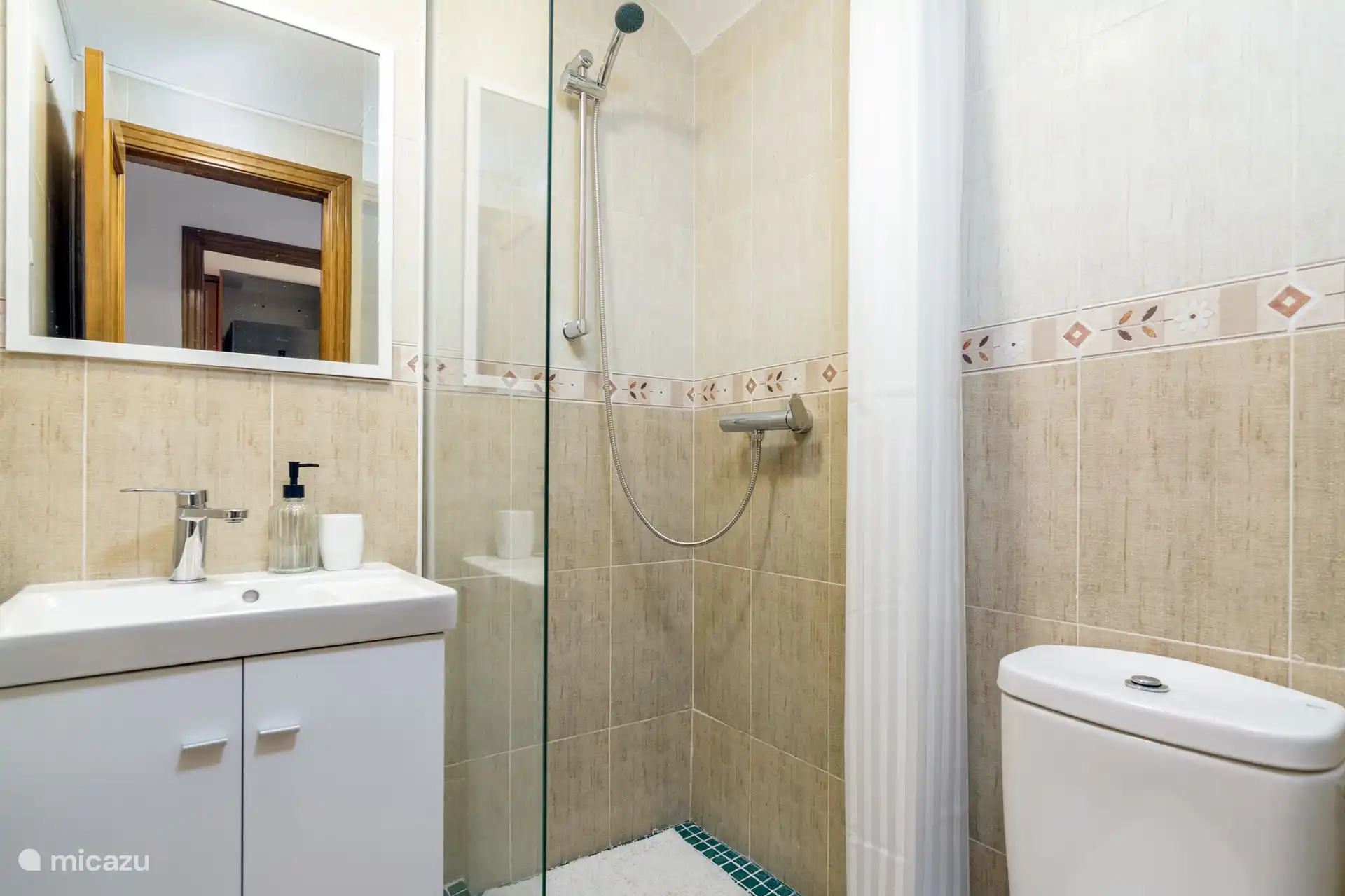 Baño de la segunda planta