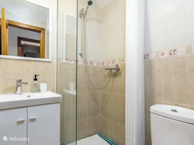 Vakantiehuis Letsspanje huren in Spanje, Costa Blanca, Finestrat - geschakelde woning Badkamer op de tweede verdieping