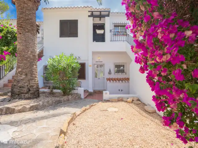 Casa Palmera Moraira | Espagne, Costa Blanca, Moraira - bungalow Devant la maison, il est situé au rez-de-chaussée