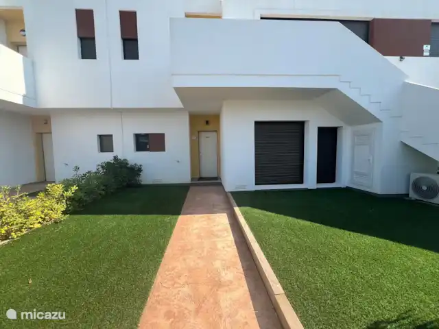 Location de Vacances Espagne, Costa Blanca, Orihuela, appartement - Casa Yuzu Entrée Casa Yuzu - façade