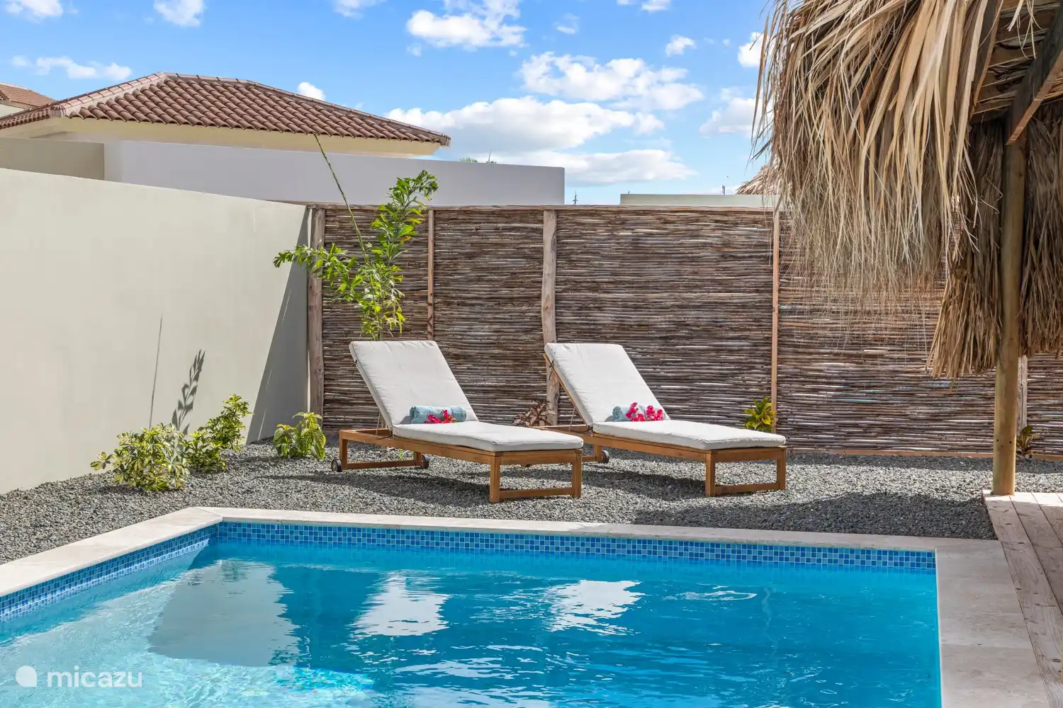 Fantastic garden with private pool