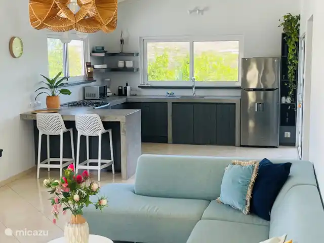 vakantiehuis huren in Curaçao, Banda Ariba (oost), Cas Grandi – Mini resort Kaya Verdi - Blenchi 4p Woonkamer