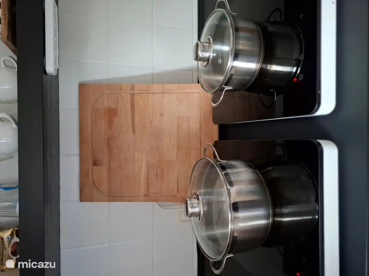 Sie können auf 2 separaten Induktionskochfeldern kochen.