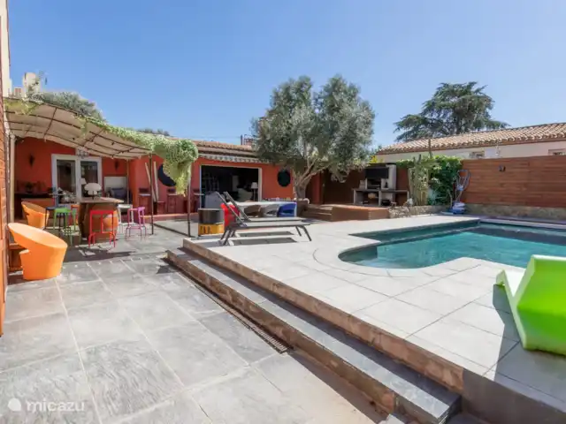 Location de Vacances France, Aude, Narbonne, villa - VILLA MODERNE AVEC PISCINE Location de Vacances France, Aude, Narbonne, villa - VILLA MODERNE AVEC PISCINE