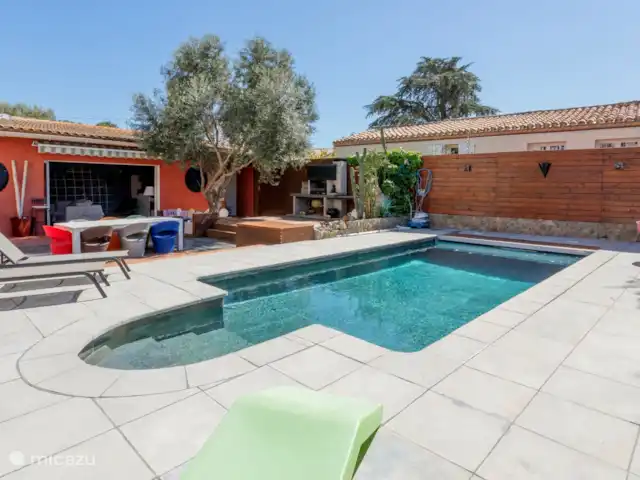 Location de Vacances France, Aude, Narbonne, villa - VILLA MODERNE AVEC PISCINE
