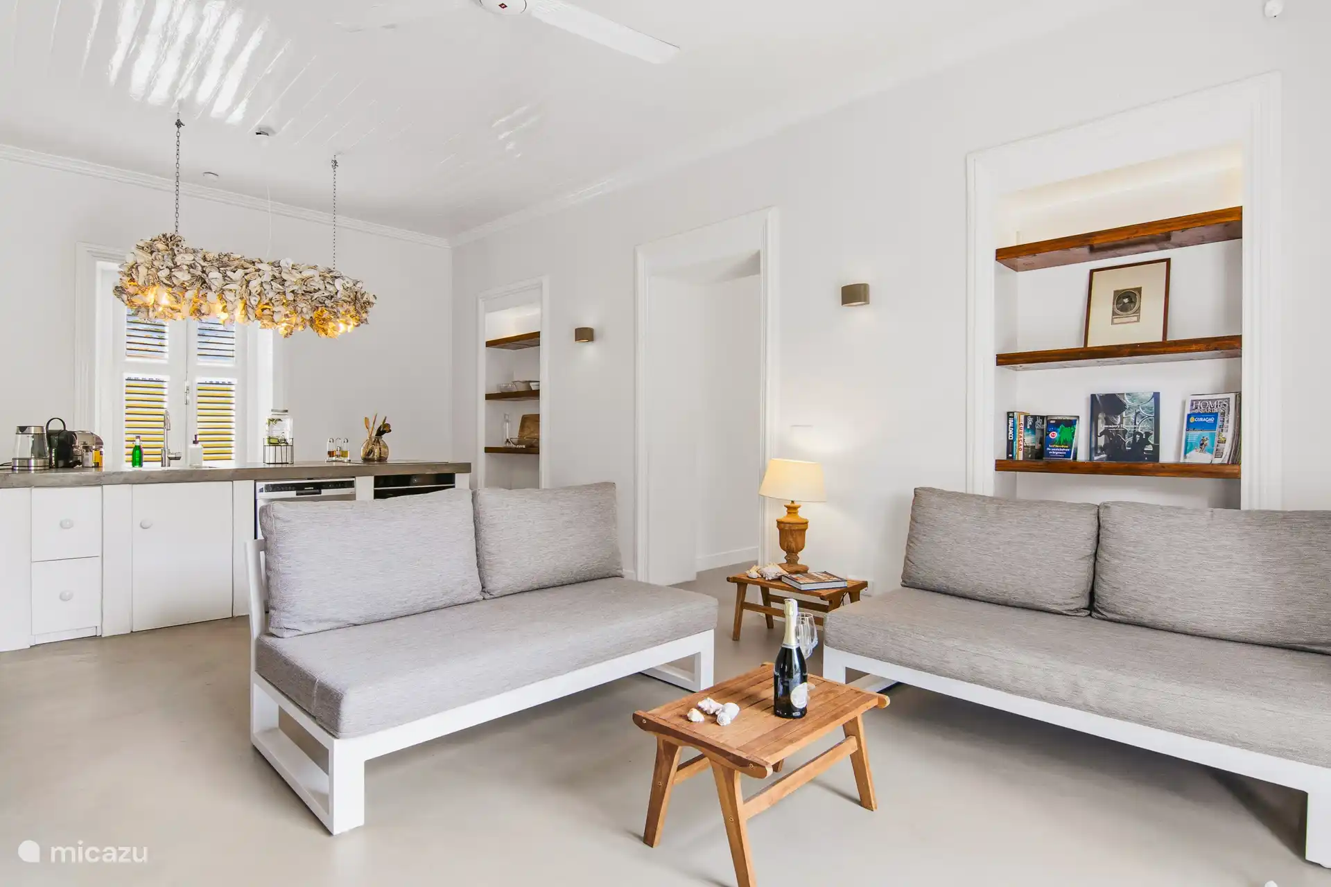 Monumentale stadsvilla - zitgedeelte & keuken