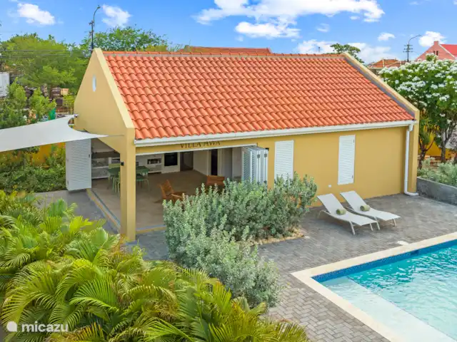 Resort privé Curaçao pour les groupes | Curaçao, Curaçao-Centre, Willemstad - villa Villa Awa : élégante villa individuelle avec aménagement ouvert, terrasse privée et accès direct à la piscine d’eau salée, entourée de plantes tropicales