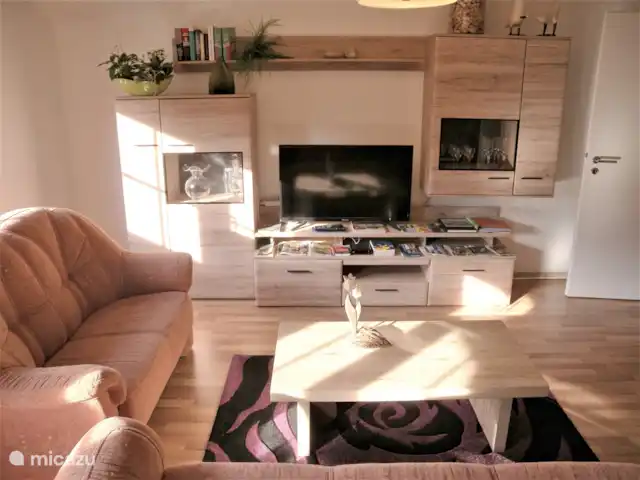 appartement huren in België, Ardennen, Butgenbach – T-Ravel heller Living : Eten en TV