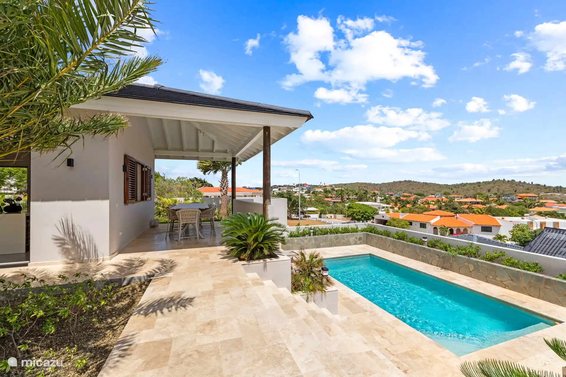 Zwembad met prachtig uitzicht