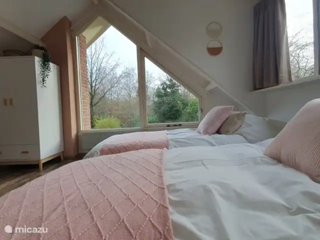 Chalet L’Oiseau Chanceux | Pays-Bas, Drenthe, Zorgvlied - maison de vacances Chambre 3 au 1er étage.