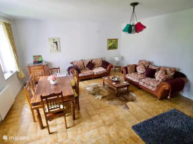 La cabaña de Desmaisons en Francia, Alta Viena, Limoges - casa rural / cabaña Salón