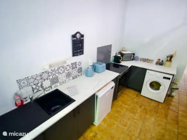 La cabaña de Desmaisons en Francia, Alta Viena, Limoges - casa rural / cabaña cocina