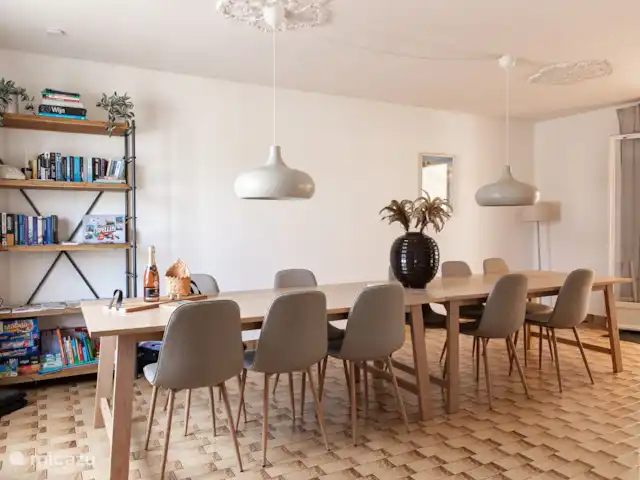 Maison Fame  huren in Frankrijk, Dordogne, Champagne-et-Fontaine - vakantiehuis eettafel voor 10 personen