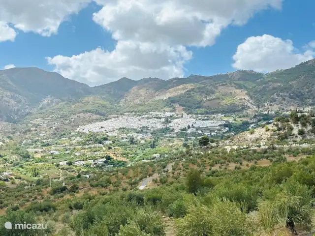 Casa Bonela en España, Andalucía, Casarabonela - casa vacacional Hermosa vista sobre Casarabonela.