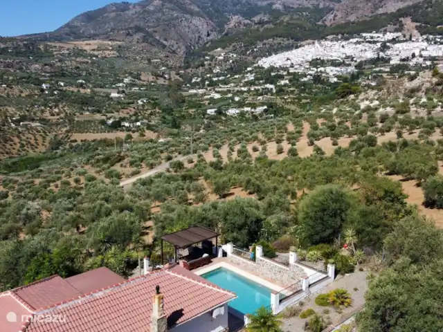 Casa Bonela en España, Andalucía, Casarabonela - casa vacacional Vista de Casarabonela