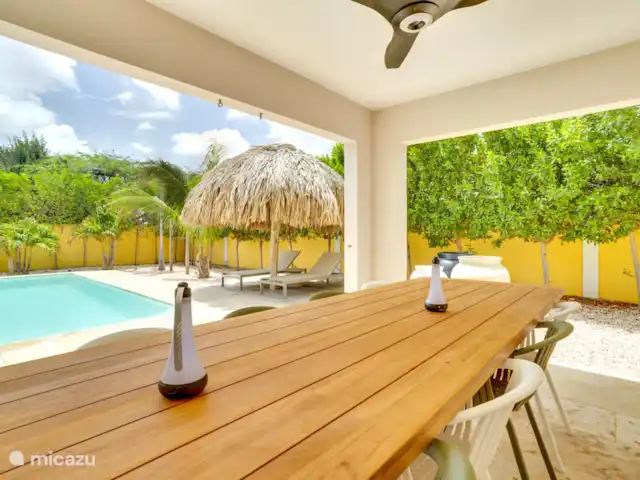 Nouvelle villa ! Villa Brosse | Bonaire, Bonaire, Kralendijk - villa Salle à manger sur le porche/terrasse