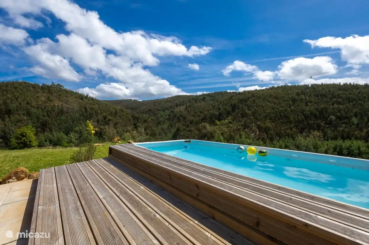 Swimming pool to cool off