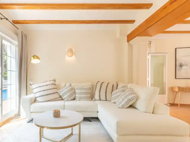 Casita Vreugde en Liefde huren in Spanje, Costa Blanca, Jávea - villa woonkamer en tv-ruimte met open haard