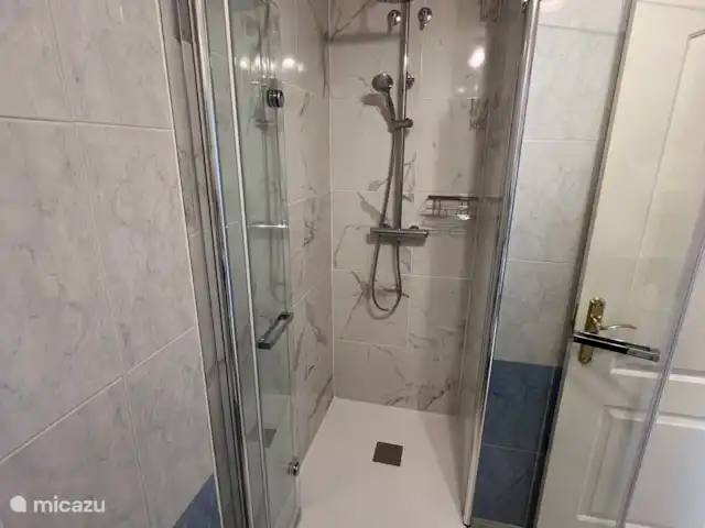 Casa El Ensueño penthouse, vue sur la mer | Espagne, Costa Cálida, Bolnuevo - appartement douche