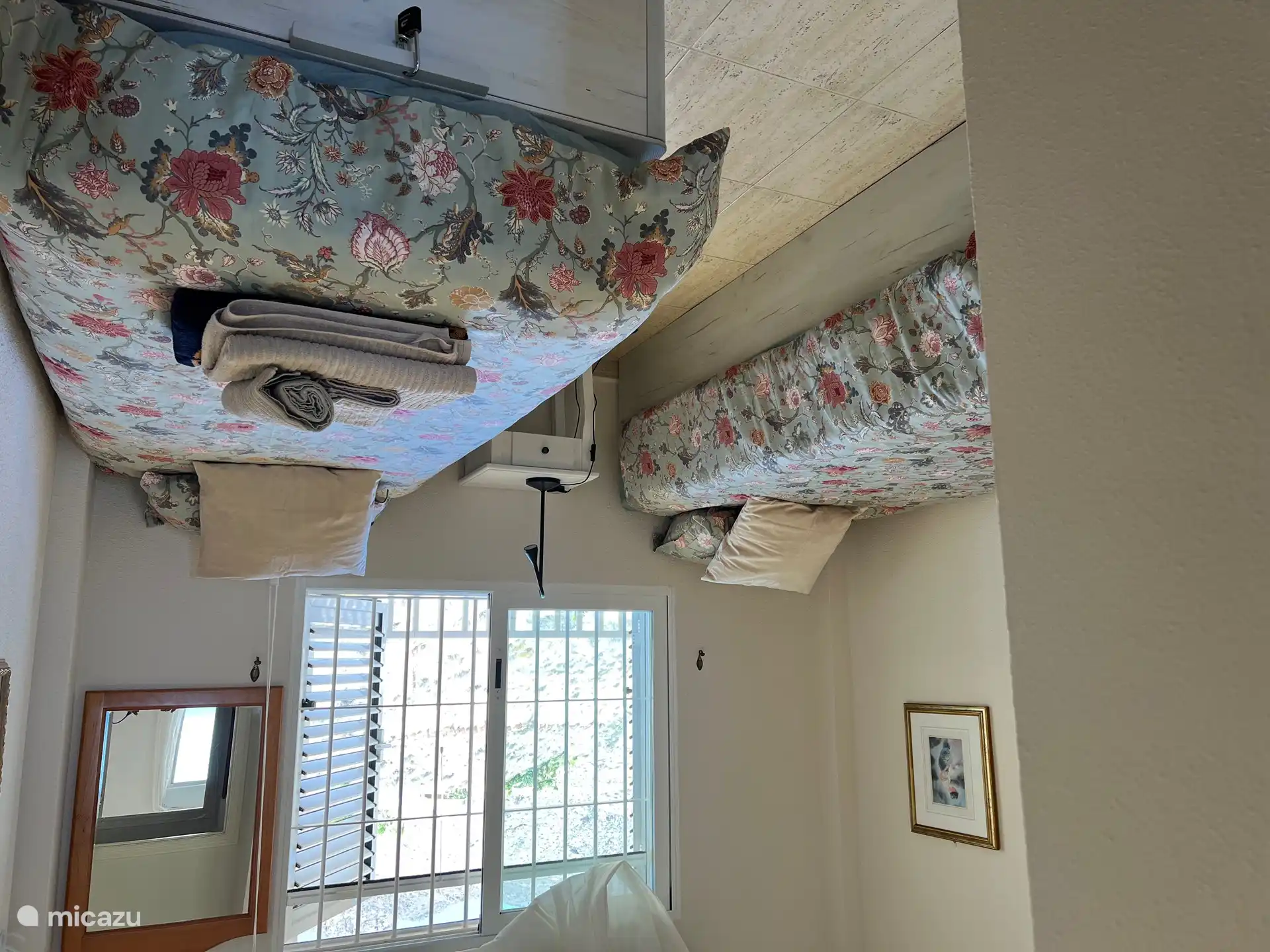 Schlafzimmer mit komfortabler
