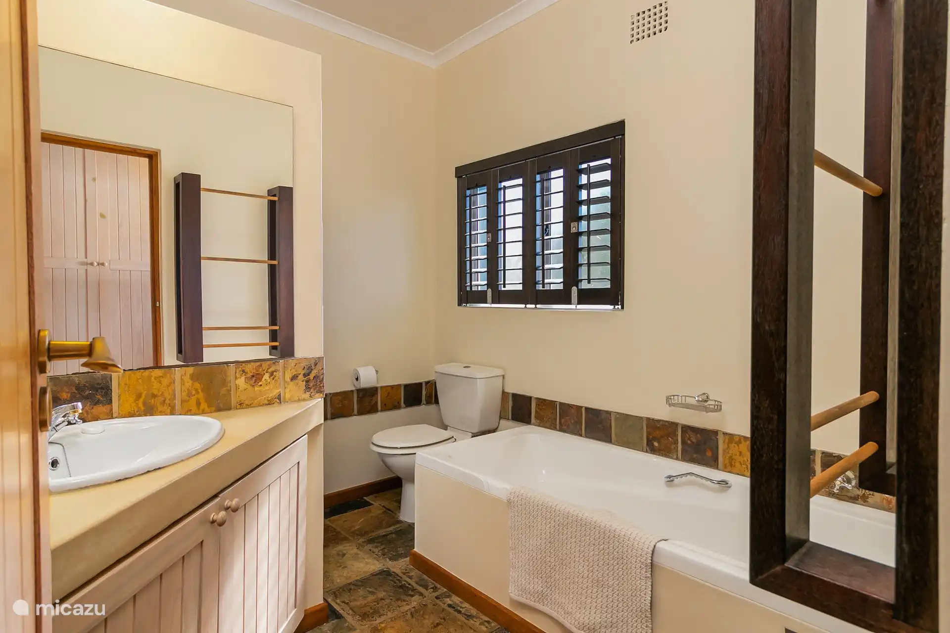 Full bathroom of the master bedroom