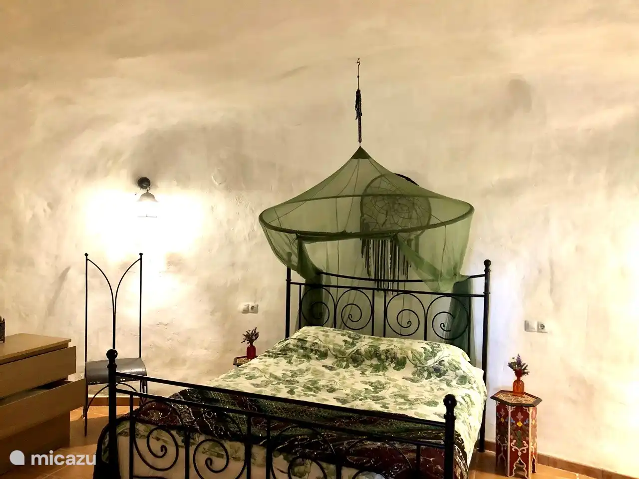 Appartement tweepersoonsbed 160 x 200 cm

