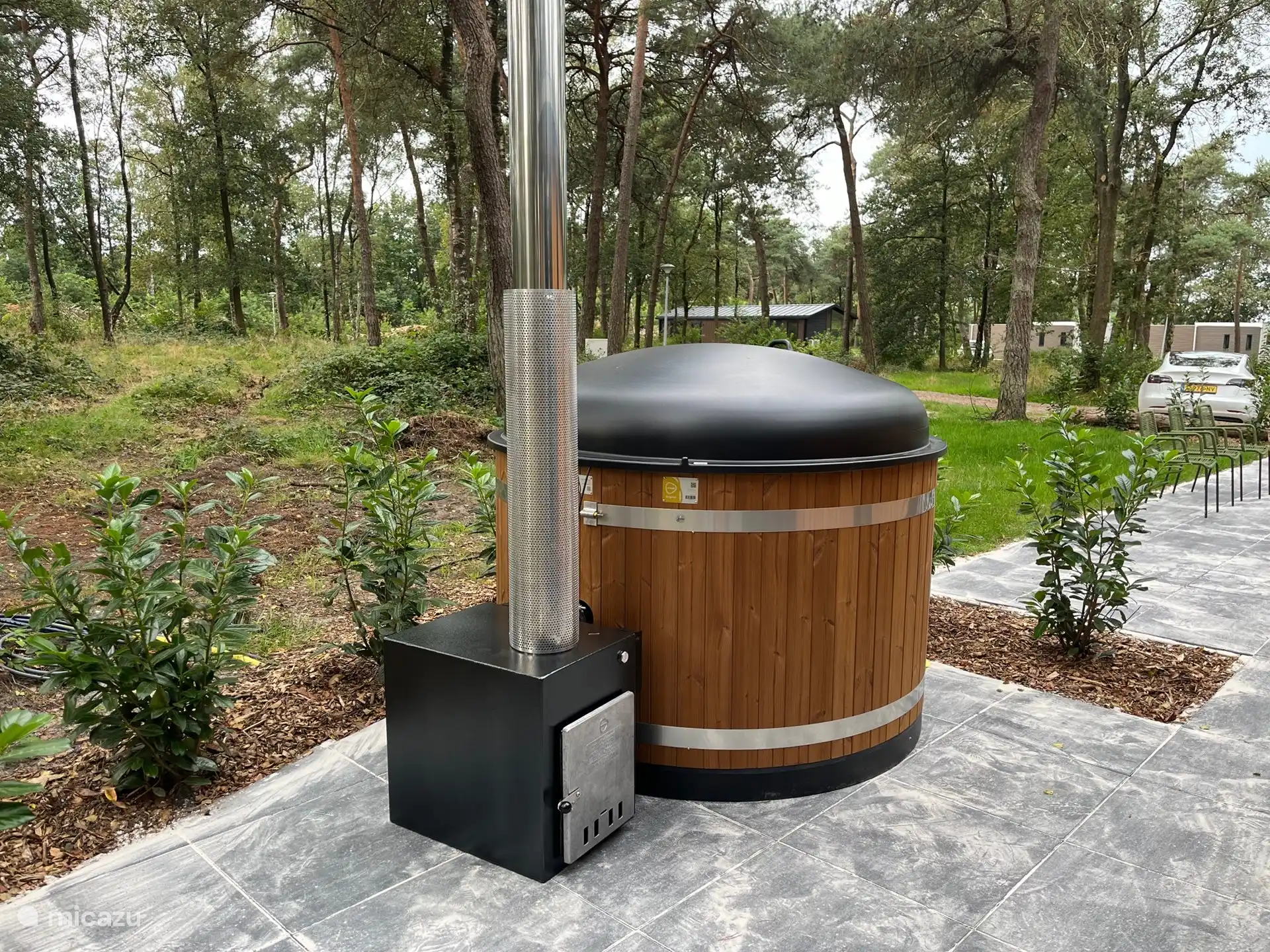 Holzbefeuerter Whirlpool