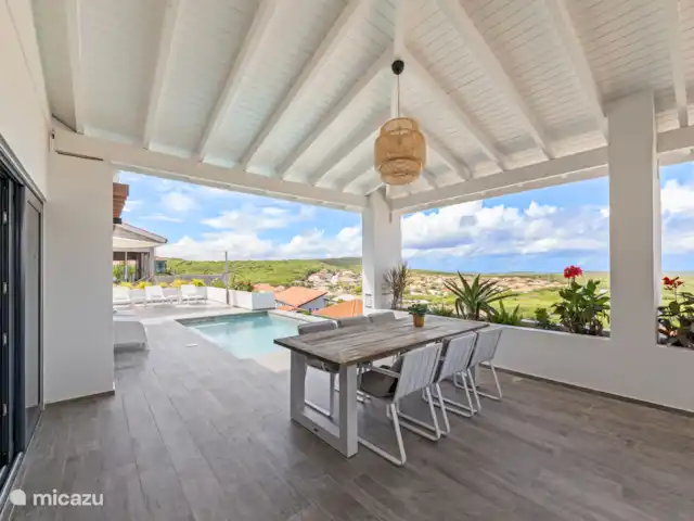 Villa Bista di Laman  en Curazao, Bandabou (oeste), Fontein - villa Amplio porche cubierto con bonitas vistas.