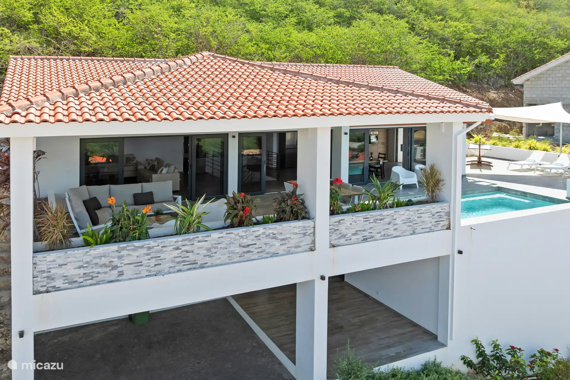 Außenansicht der Villa Bista di Laman.