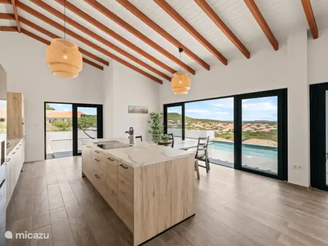 Villa Bista di Laman  en Curazao, Bandabou (oeste), Fontein - villa Una cocina elegante y espaciosa